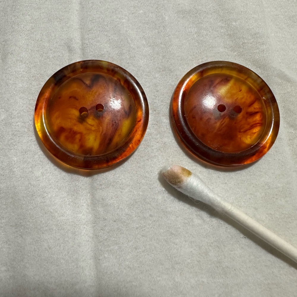 2 Authentic BAKELITE Amber Colour Buttons (tested) Vintage